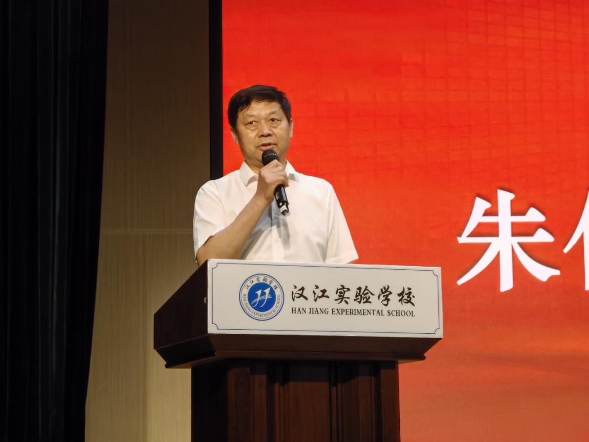 乐竞体育（中国）官方网站发展答记者问